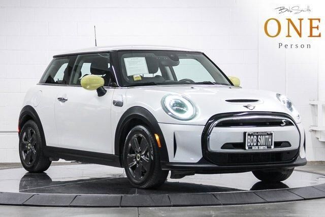 2024 MINI Hardtop