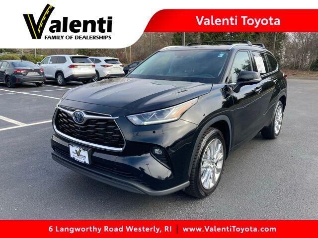 2023 TOYOTA Highlander