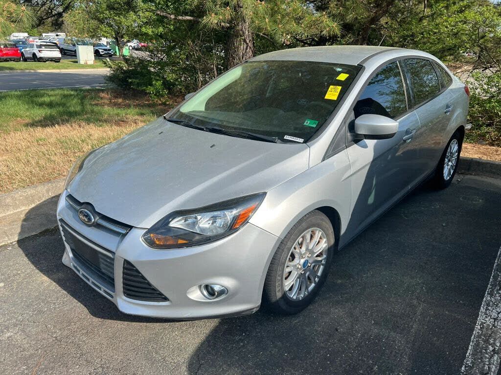 2012 FORD Focus