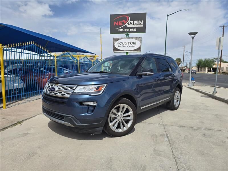 2018 FORD Explorer