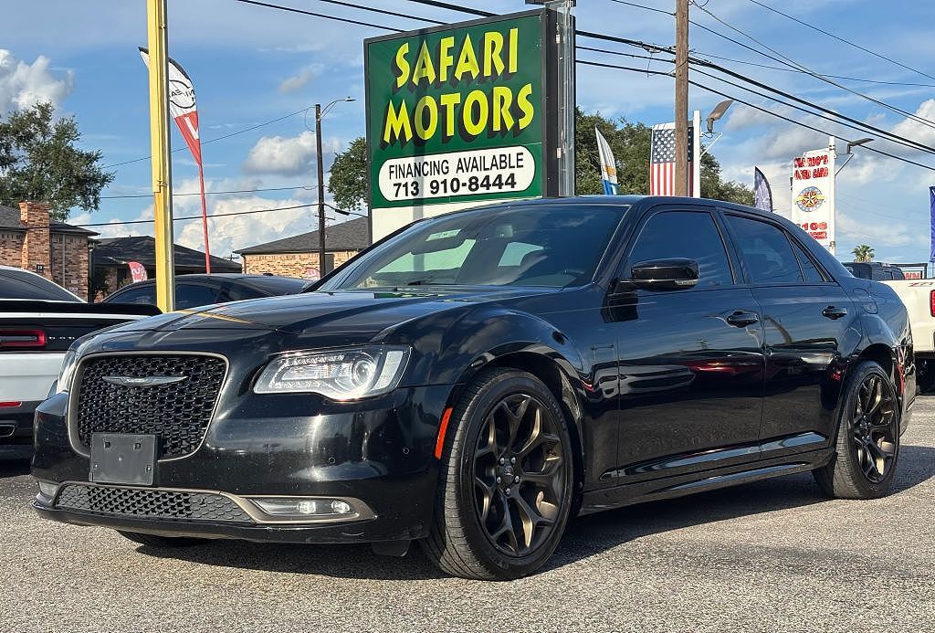 2018 CHRYSLER 300