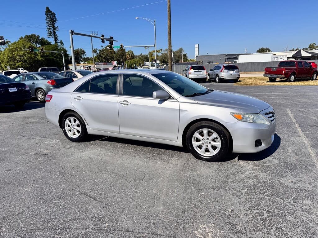 2011 TOYOTA Camry