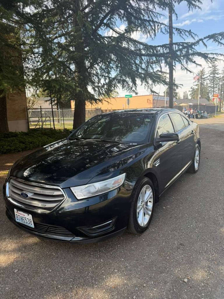 2014 FORD Taurus