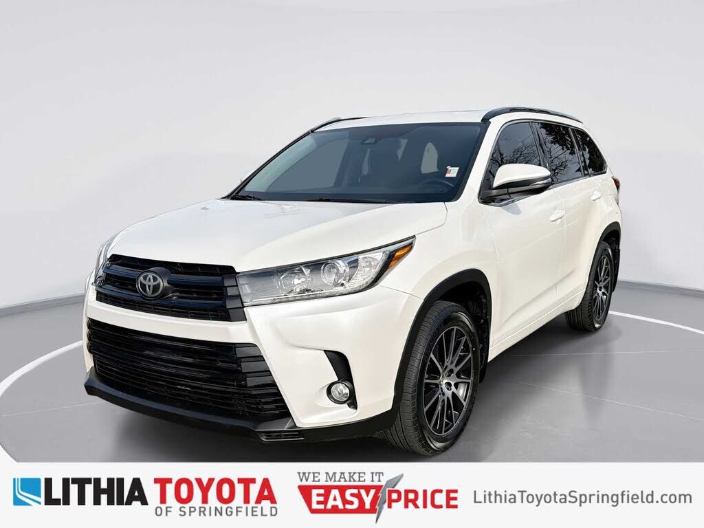 2017 TOYOTA Highlander