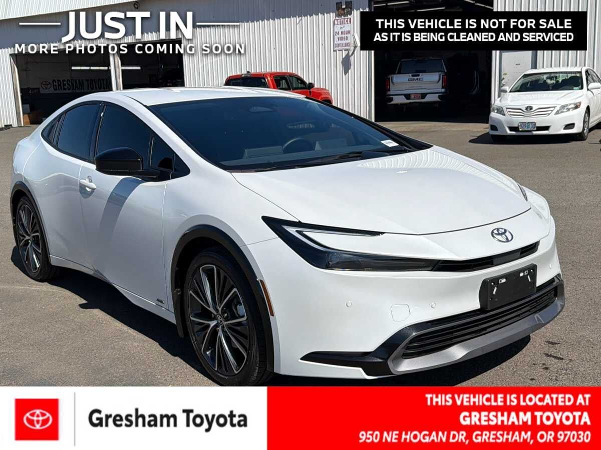 2026 TOYOTA PRIUS