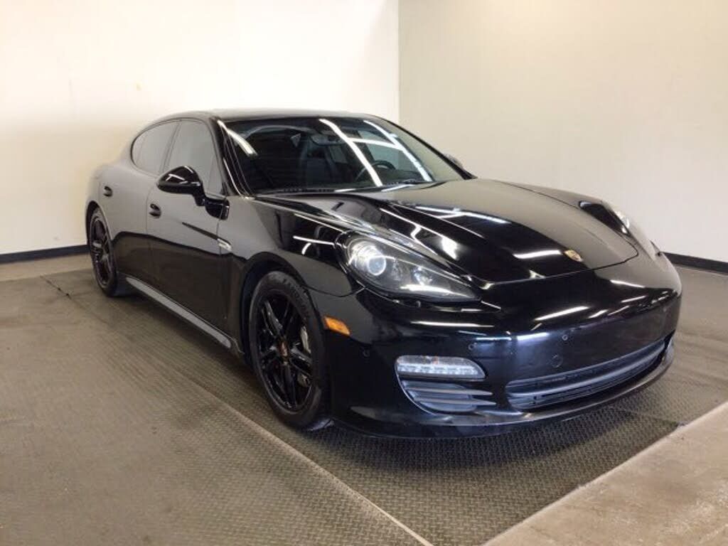 2012 PORSCHE Panamera