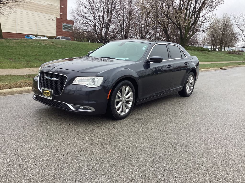 2016 CHRYSLER 300