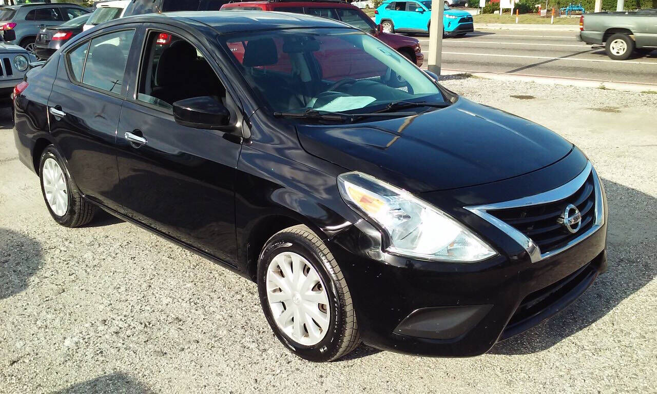 2016 NISSAN Versa