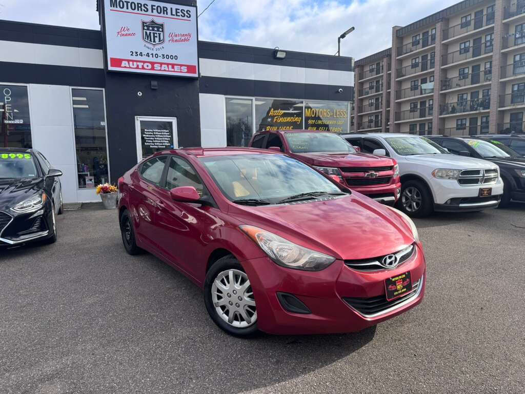 2012 HYUNDAI Elantra