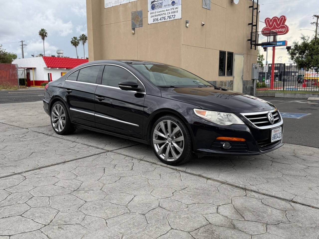 2010 VOLKSWAGEN Passat