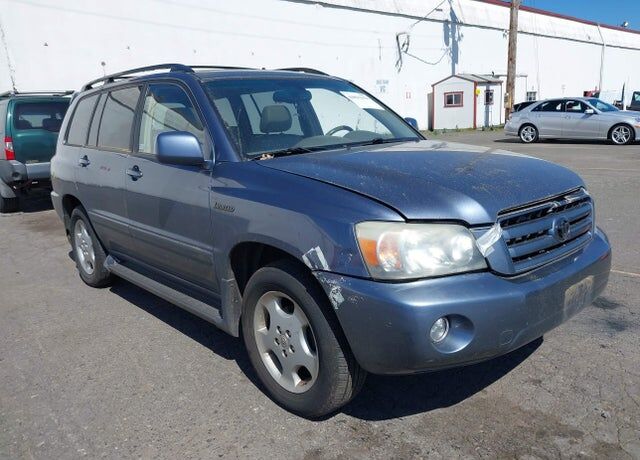 2004 TOYOTA Highlander