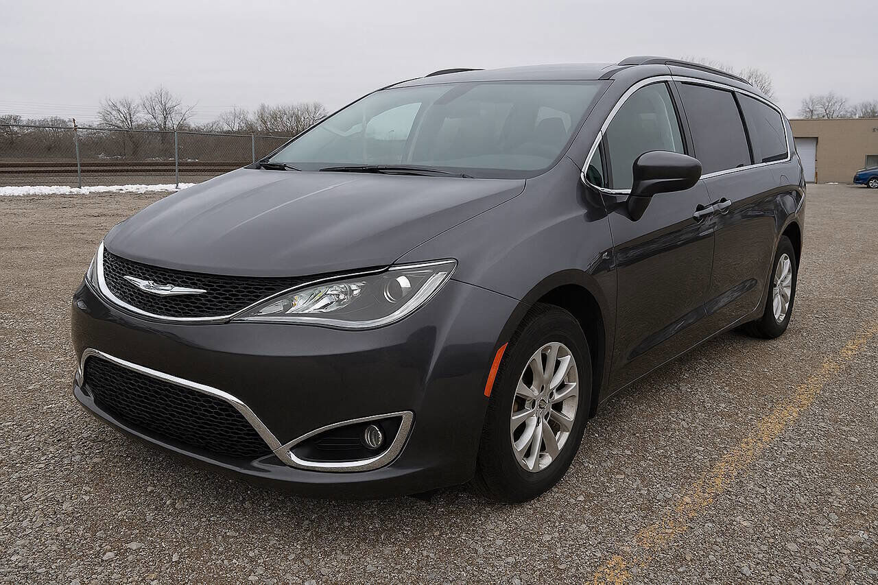 2019 CHRYSLER Pacifica