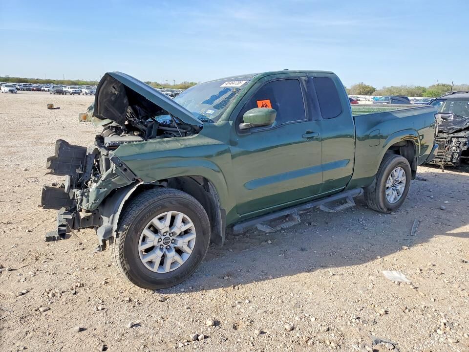 2022 NISSAN Frontier