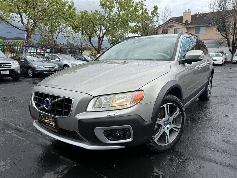 2012 VOLVO XC70