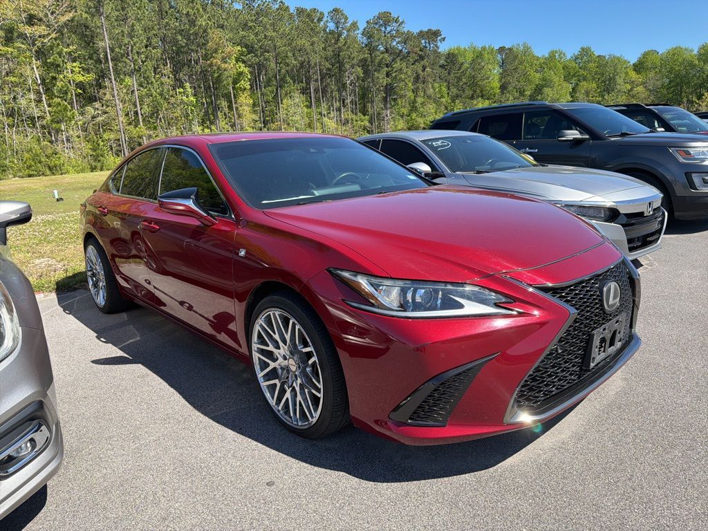 2019 LEXUS ES
