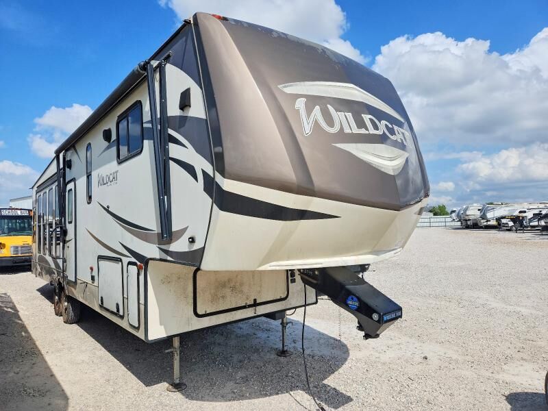 2019 FOREST RIVER Wildcat
