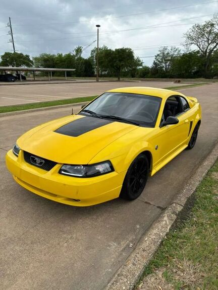 2004 FORD Mustang