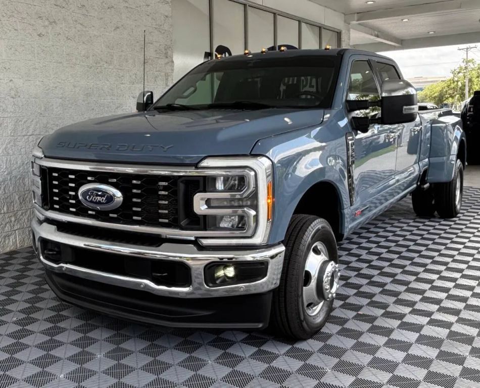 2023 FORD F-350