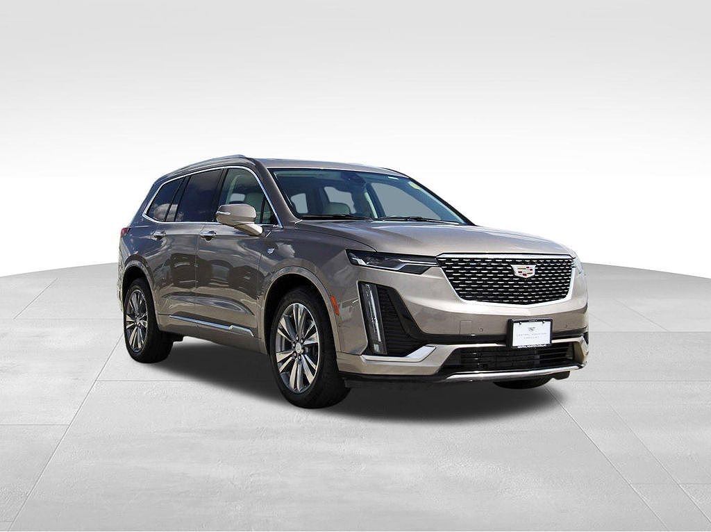 2022 CADILLAC XT6