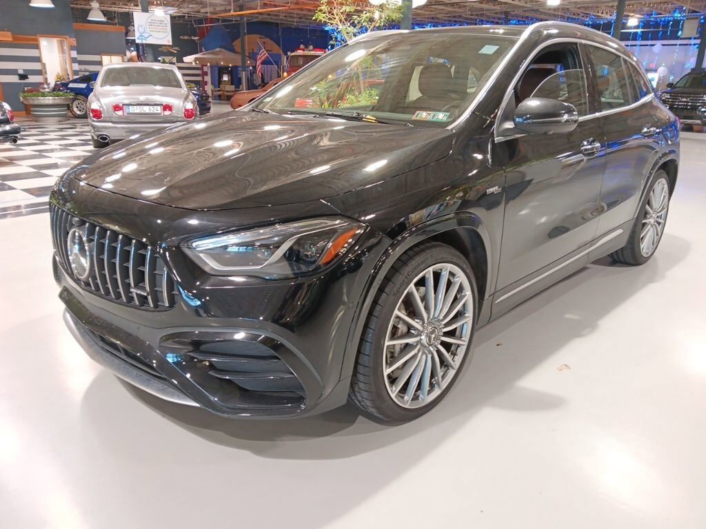 2025 MERCEDES-BENZ GLA-Class