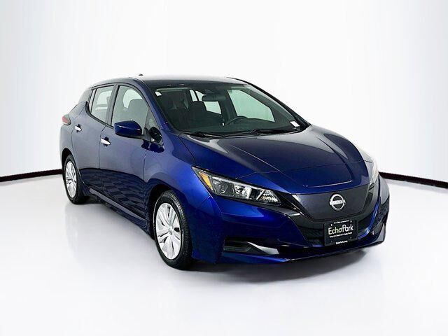 2025 NISSAN Leaf