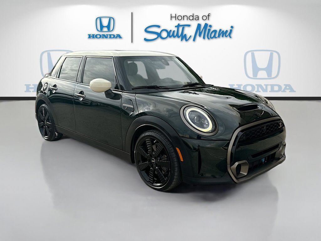 2023 MINI Hardtop