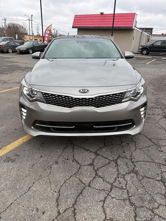 2018 KIA Optima