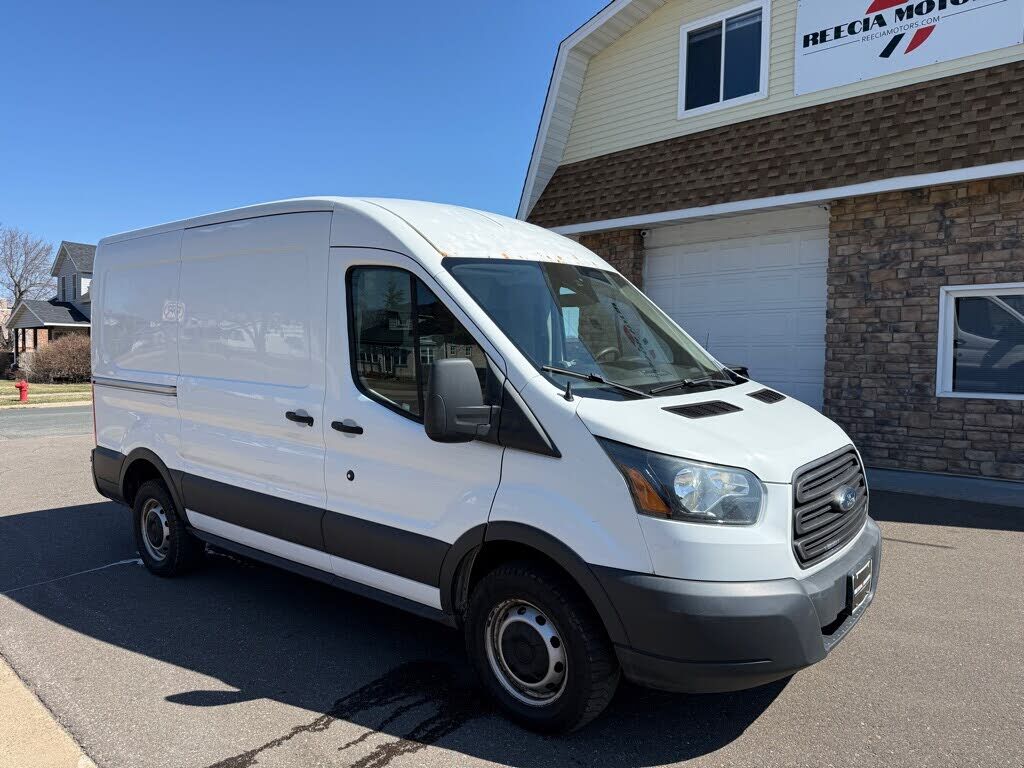 2015 FORD Transit