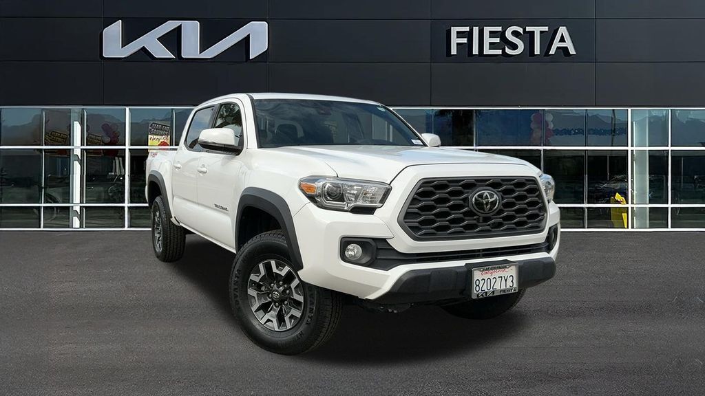 2023 TOYOTA Tacoma