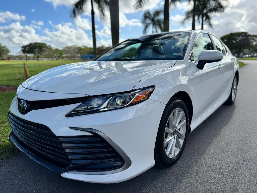 2024 TOYOTA Camry