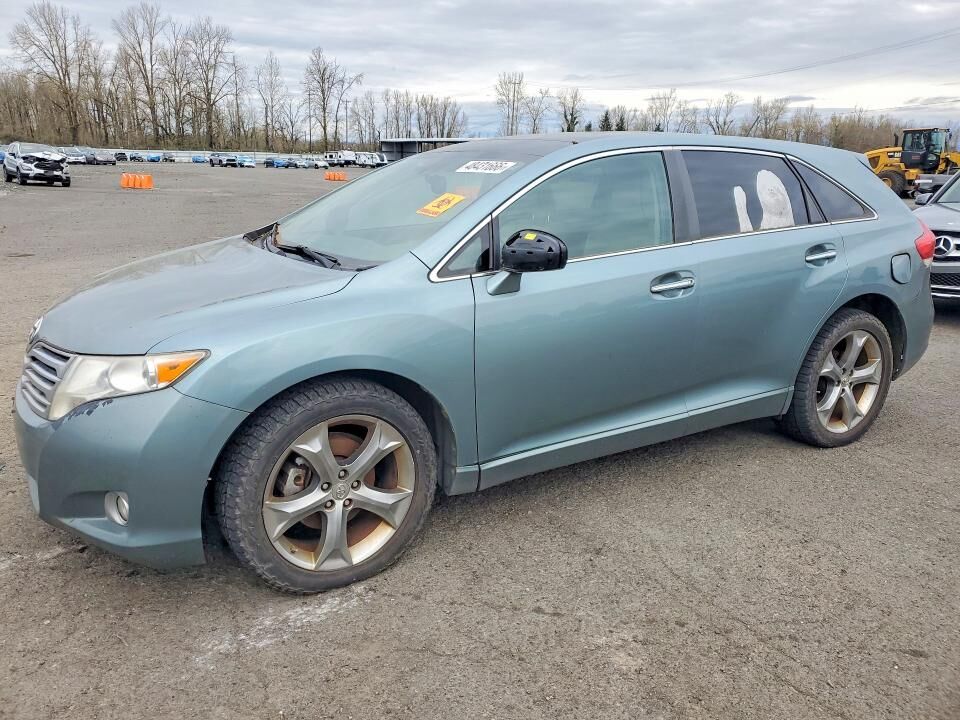 2010 TOYOTA Venza