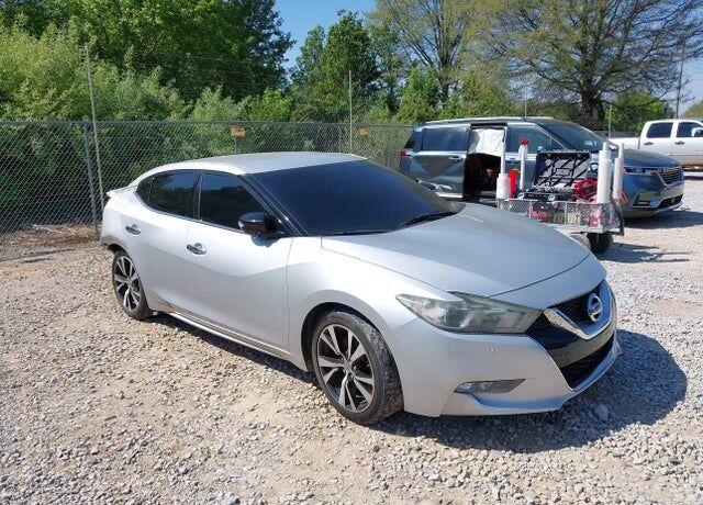 2017 NISSAN Maxima