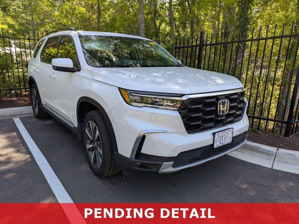 2025 HONDA Pilot