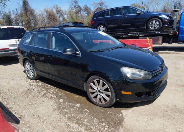 2012 VOLKSWAGEN Jetta SportWagen