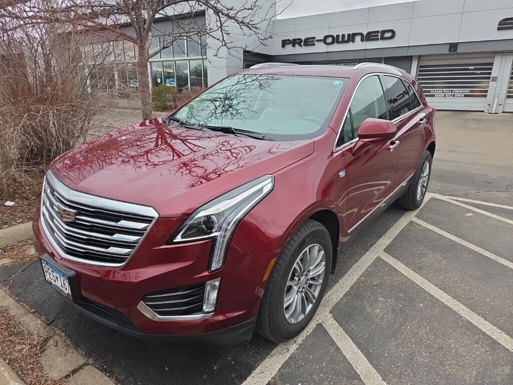 2017 CADILLAC XT5