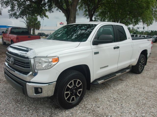 2015 TOYOTA Tundra