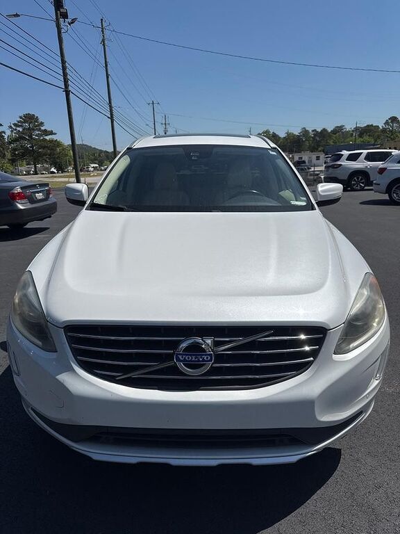 2015 VOLVO XC60