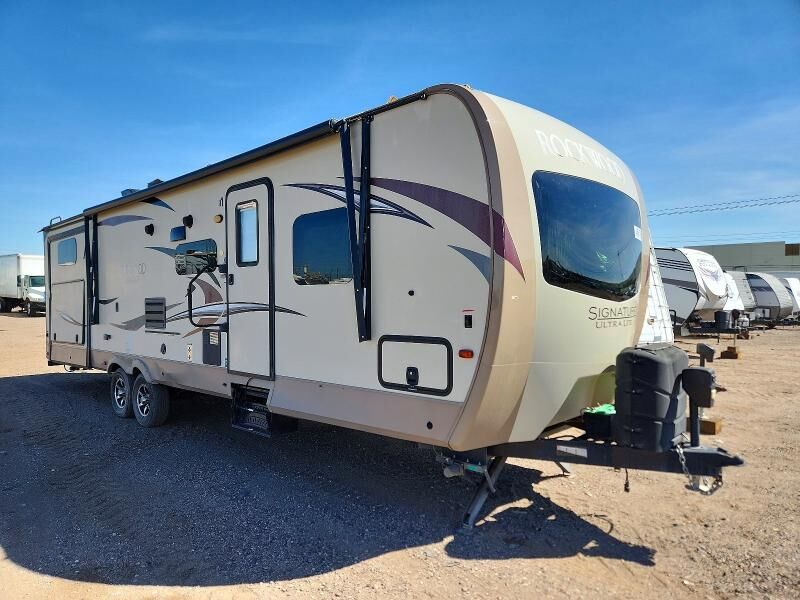 2018 FOREST RIVER Real-lite / Rockwood Lite Weight Trailers