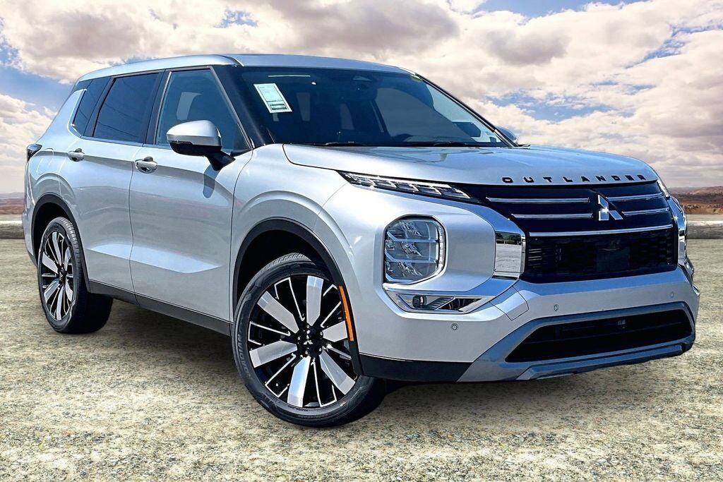 2026 MITSUBISHI Outlander