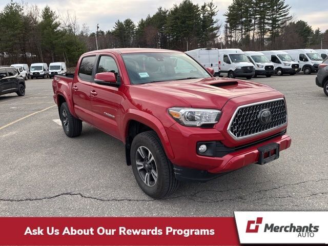 2018 TOYOTA Tacoma