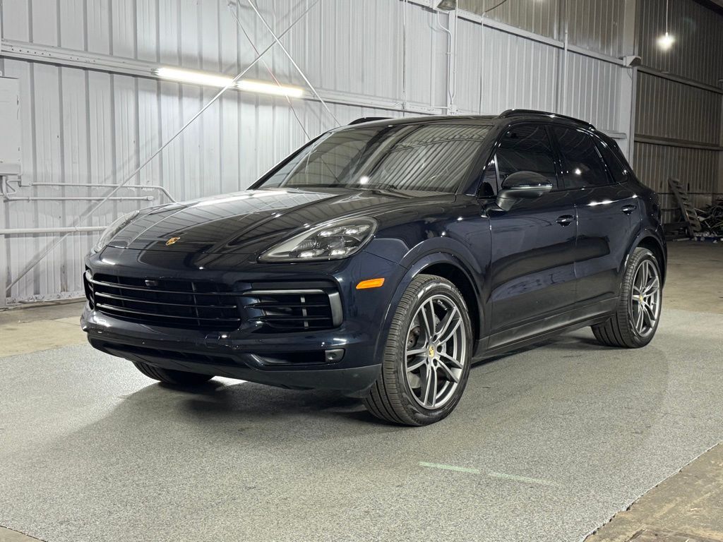 2022 PORSCHE Cayenne