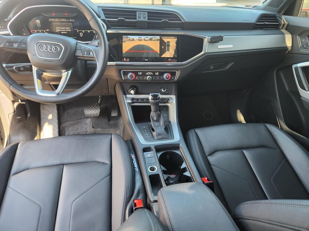 2022 Audi Q3