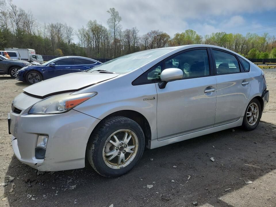 2011 TOYOTA PRIUS