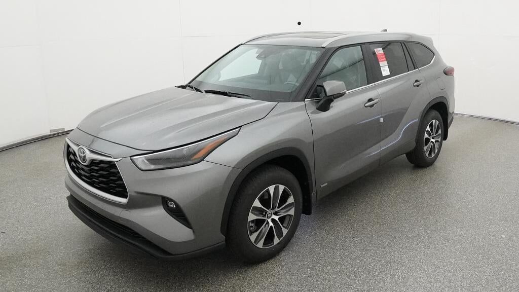2026 TOYOTA Highlander