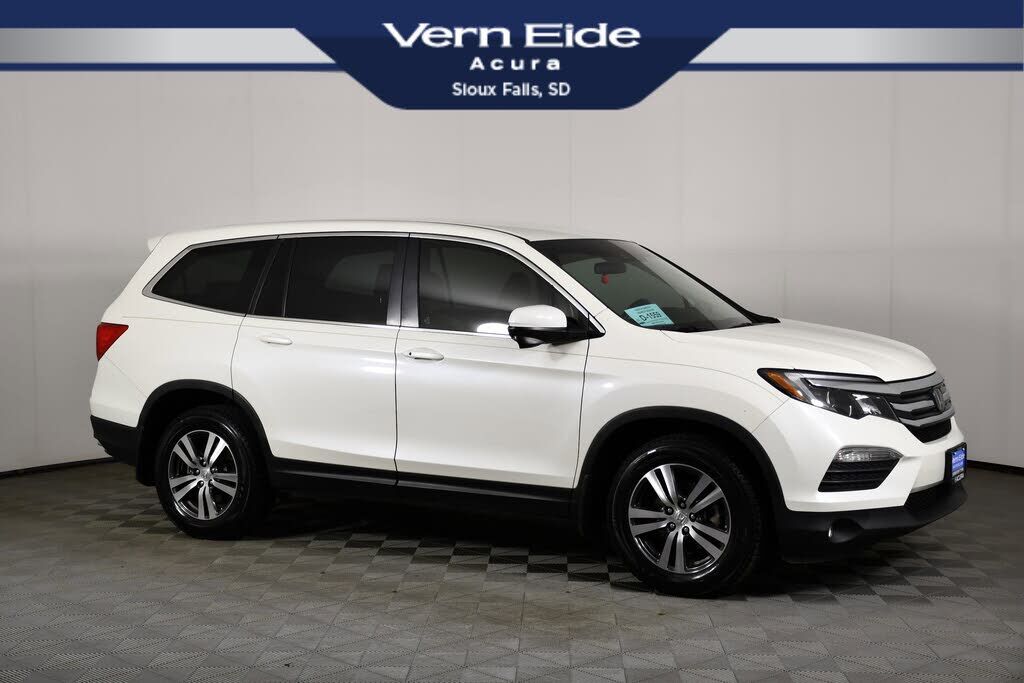 2017 HONDA Pilot