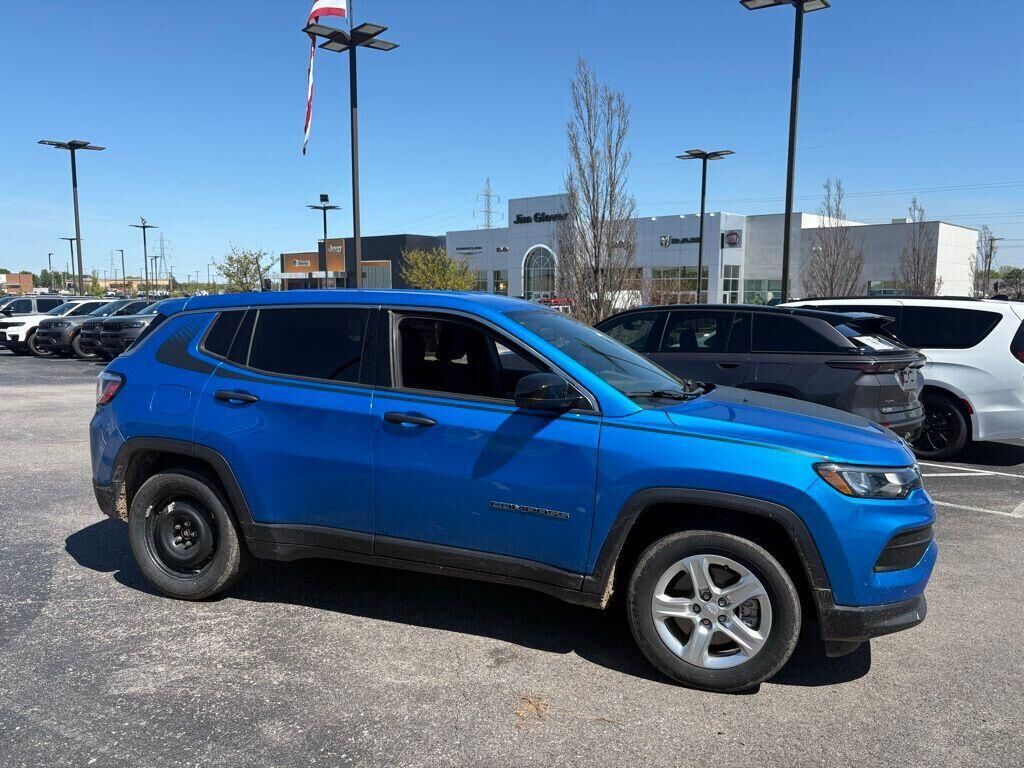 2023 JEEP Compass