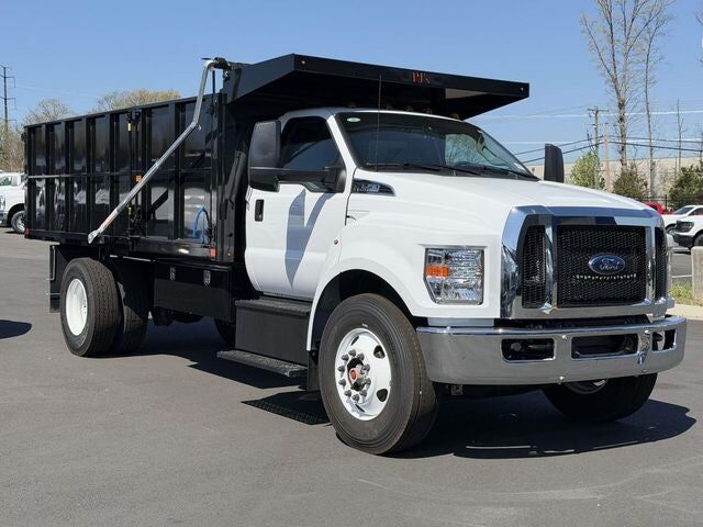 2027 FORD F-750