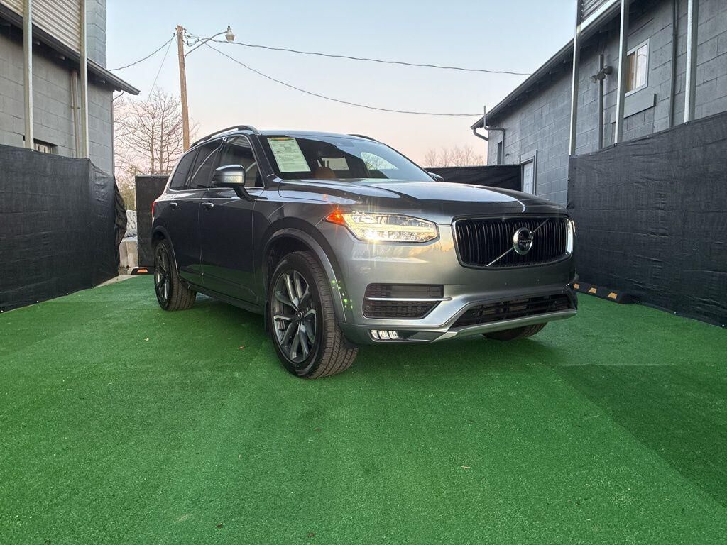 2018 VOLVO XC90