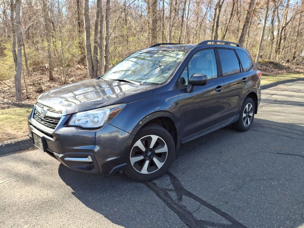 2017 SUBARU Forester