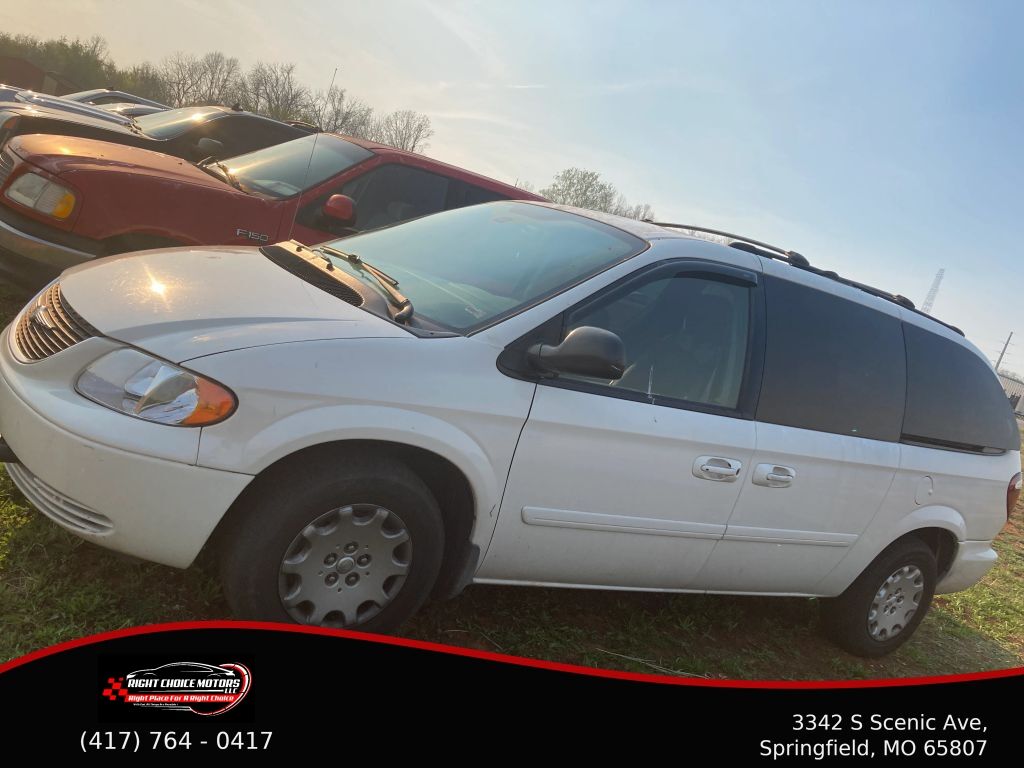 2004 CHRYSLER Town and Country